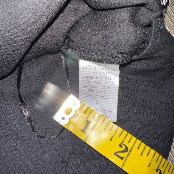 NWT Savanna Jane Black Sequin Leopard Flutter Sleeve Top - Picture 10 of 10